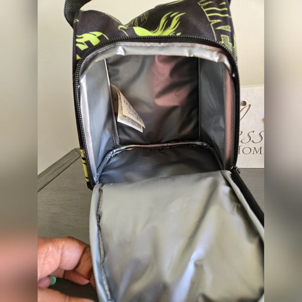 Nike Insulated Lunch Box - Picture 4 of 9